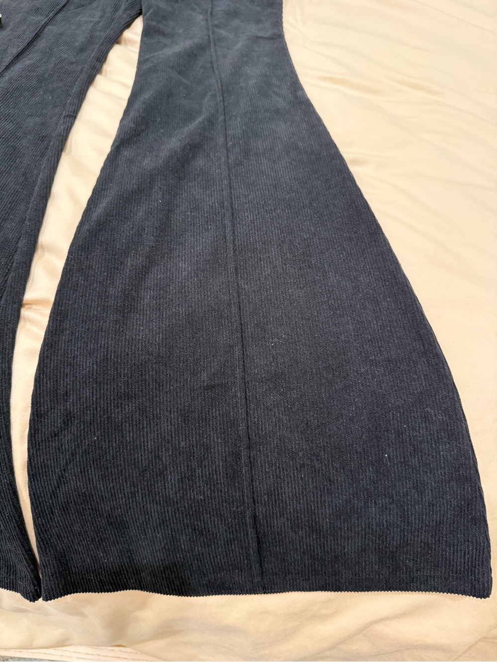 Flying Tomato Black Short-Sleeve Zip Flared Jumpsuit 70s Utility Hourglass - Picture 8 of 9